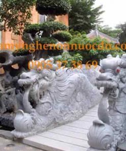 Tượng Rồng đá