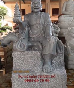 Tượng La Hán Thác Tháp