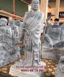 Tượng La Hán Kháng Môn