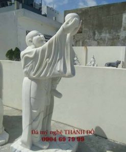 Tượng La Hán Cử Bát bằng đá