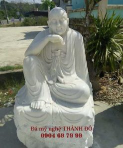 Tượng La Hán Trầm Tư bằng đá