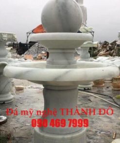 Tháp bi đá cẩm thạch