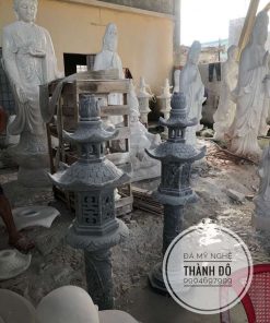 Đèn đá đen