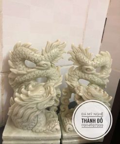 Tượng rồng phong thủy để bàn đá xanh