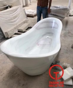 Bồn tắm bằng đá cẩm thạch