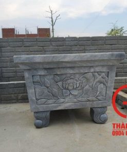 Chậu hoa bằng đá nguyên khối