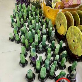 Trụ đá thạch anh phong thủy