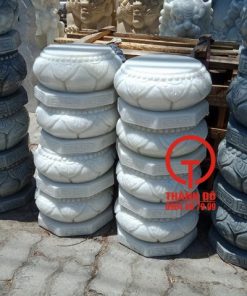 Tảng đá kê cột tự nhiên
