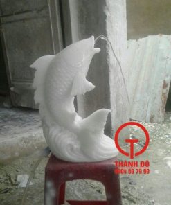 Tượng cá chép phun nước